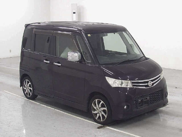 NISSAN ROOX 2012