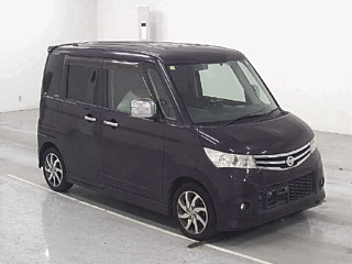 NISSAN ROOX 2012