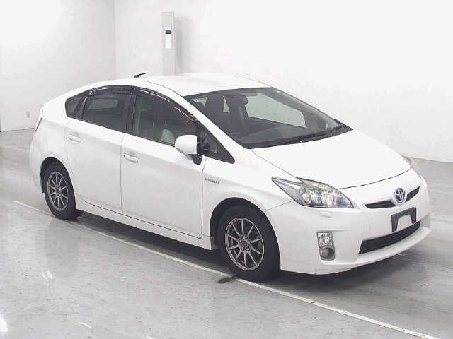 TOYOTA PRIUS 2011