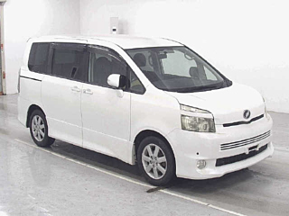 TOYOTA VOXY 2008