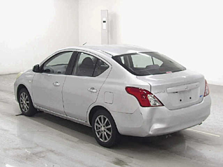 NISSAN TIIDA LATIO 2013