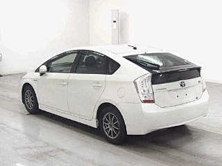 TOYOTA PRIUS 2011