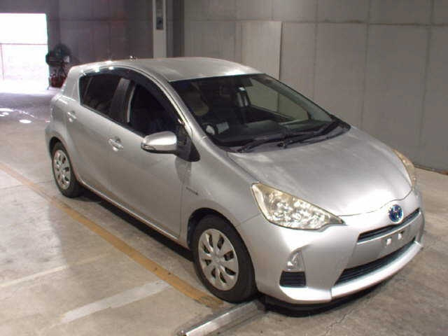 TOYOTA AQUA 2014