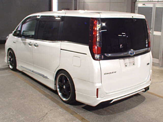 TOYOTA ESQUIRE 2015