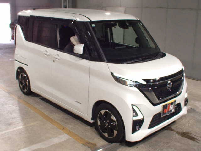 NISSAN ROOX 2020