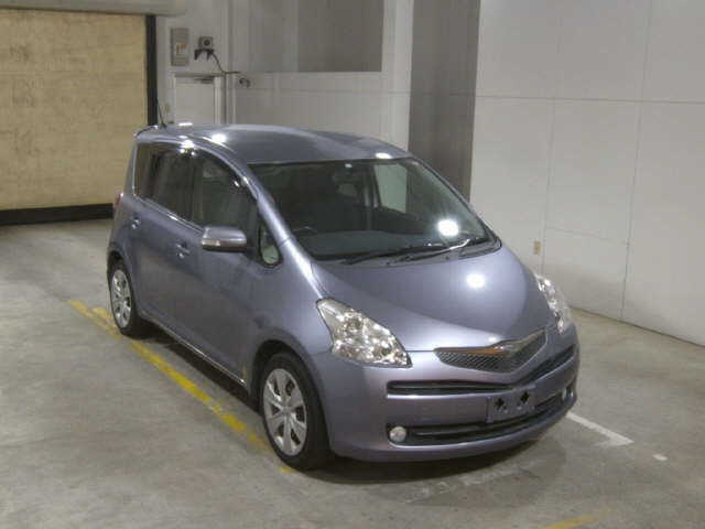 TOYOTA RACTIS 2010