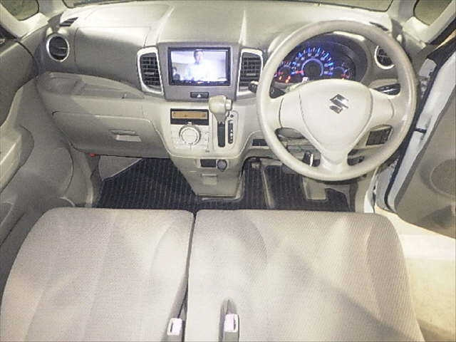 SUZUKI SPACIA 2013