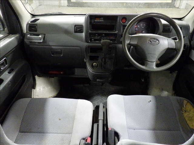 DAIHATSU HIJET VAN 2009