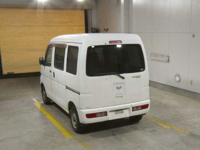 DAIHATSU HIJET VAN 2009