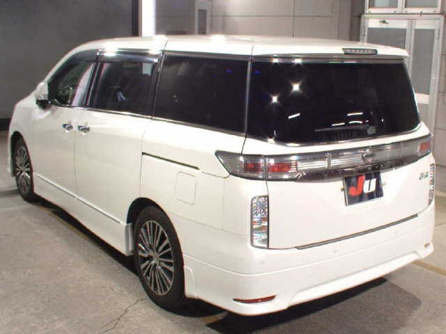 NISSAN ELGRAND 2014