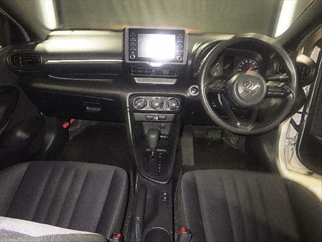 TOYOTA YARIS 2021