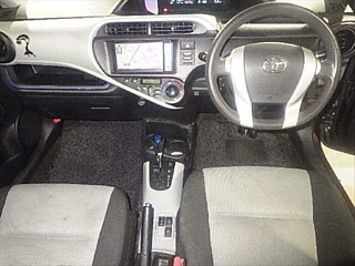 TOYOTA AQUA 2014