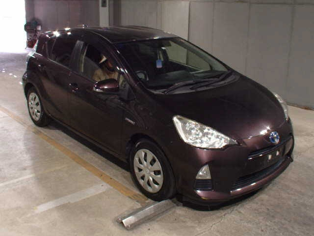 TOYOTA AQUA 2014