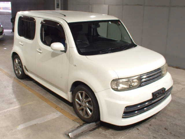 NISSAN CUBE 2010