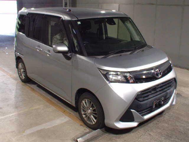 TOYOTA TANK 2017