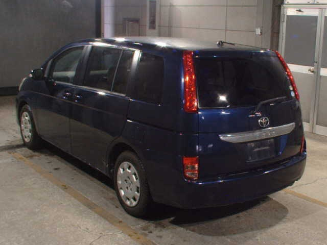 TOYOTA ISIS 2009