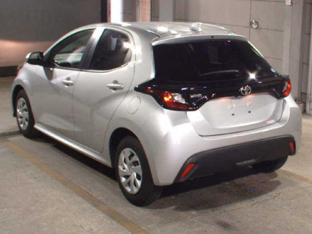 TOYOTA YARIS 2021
