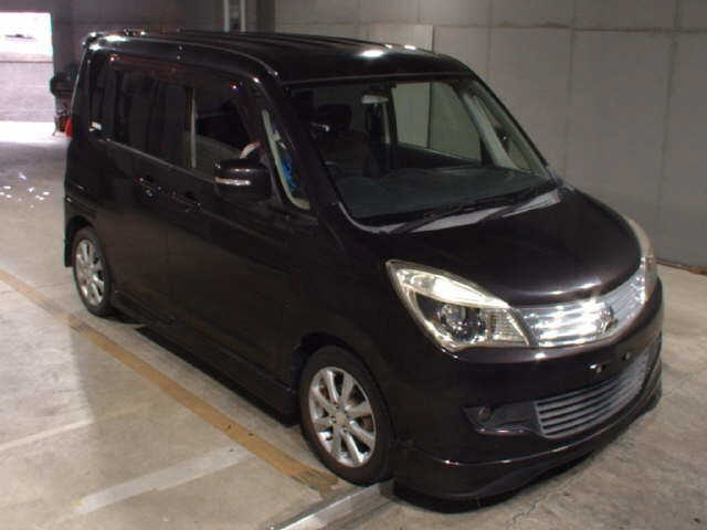 MITSUBISHI DELICA D2 2013