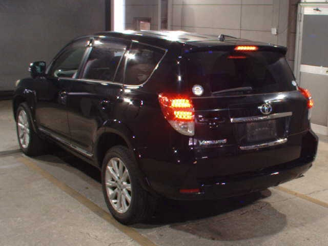 TOYOTA VANGUARD 2013