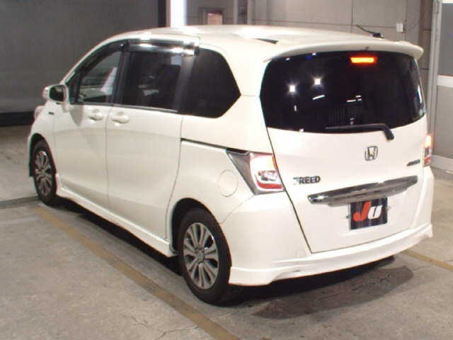 HONDA FREED 2012
