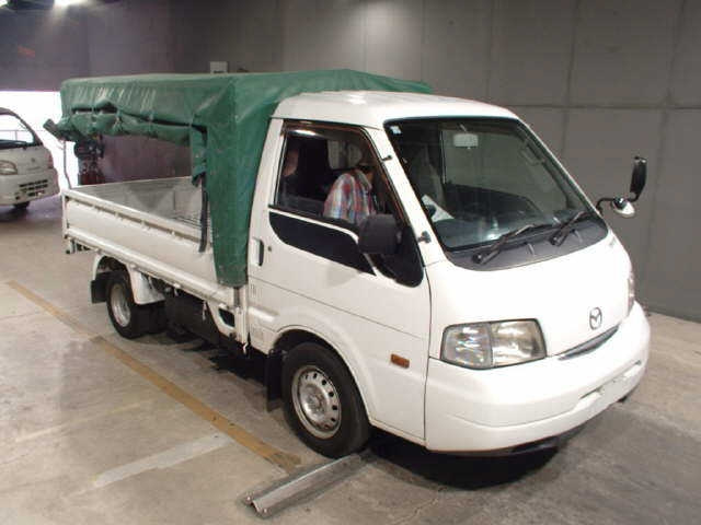 MAZDA BONGO 2015