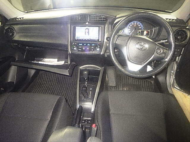 TOYOTA COROLLA FIELDER 2019