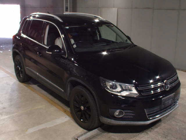 VOLKSWAGEN TIGUAN 2014
