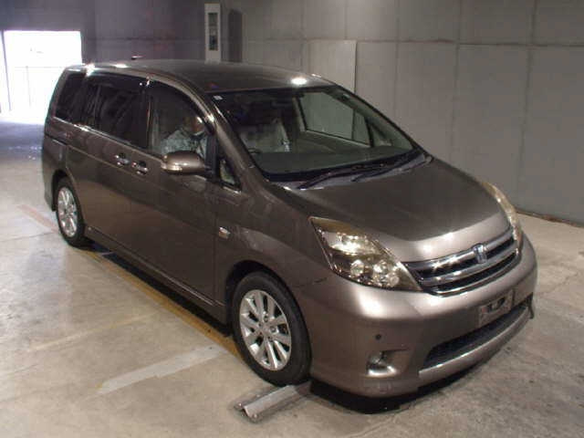 TOYOTA ISIS 2009