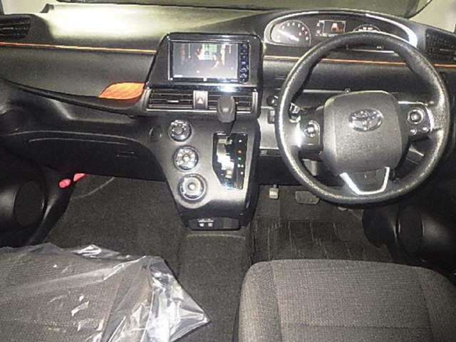 TOYOTA SIENTA 2020