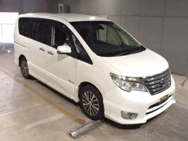 NISSAN SERENA 2014