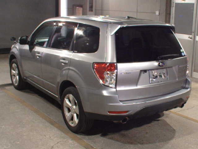 SUBARU FORESTER 2011