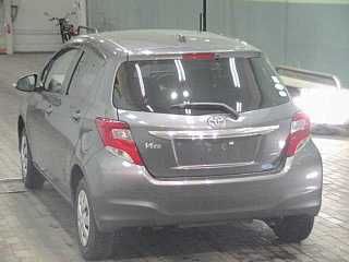 TOYOTA VITZ 2016