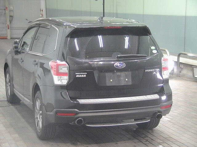 SUBARU FORESTER 2016
