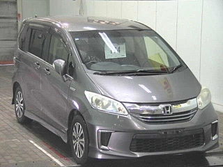 HONDA FREED 2015