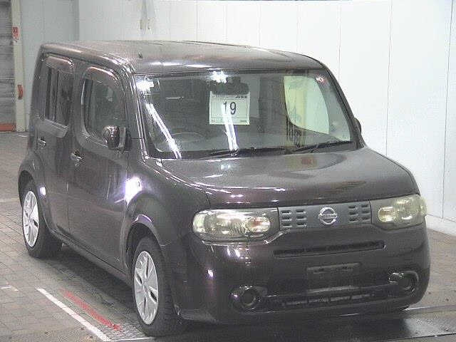 NISSAN CUBE 2010