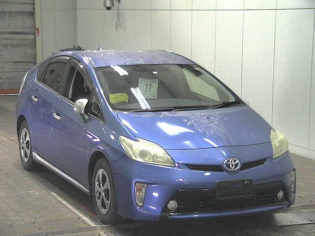 TOYOTA PRIUS 2013