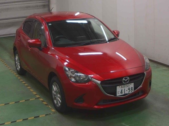 MAZDA DEMIO 2015