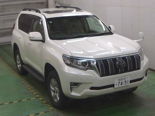 TOYOTA LAND CRUISER PRADO 2017