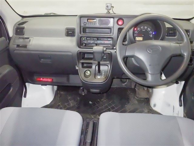 DAIHATSU HIJET VAN 2017