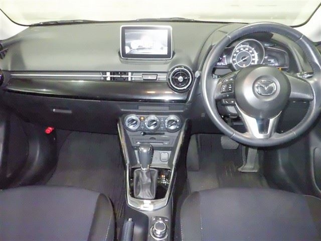 MAZDA DEMIO 2015