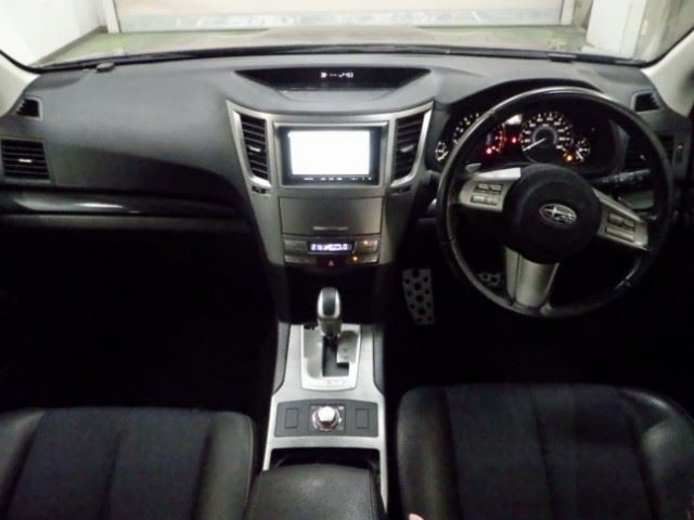 SUBARU LEGACY B4 2010