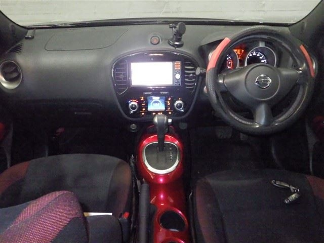 NISSAN JUKE 2013