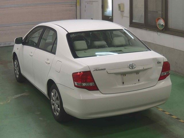 TOYOTA COROLLA AXIO 2011