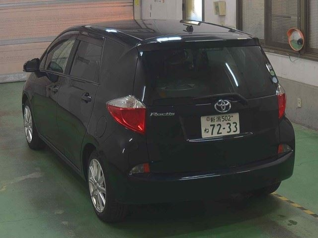 TOYOTA RACTIS 2014