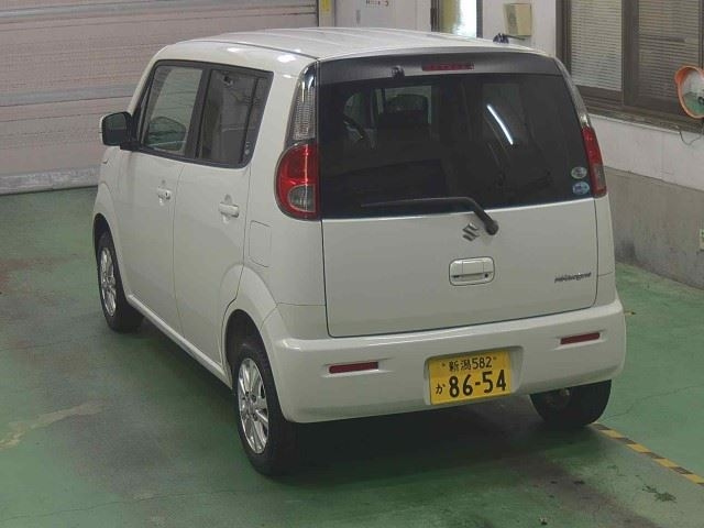 SUZUKI MRWAGON 2011