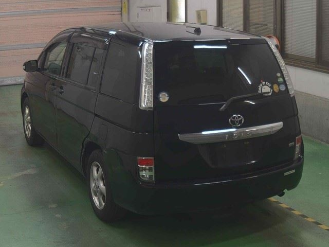 TOYOTA ISIS 2014