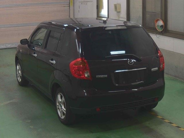 MAZDA VERISA 2011