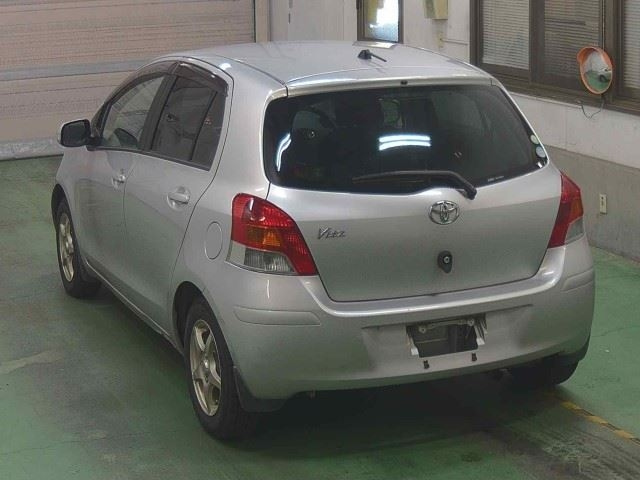 TOYOTA VITZ 2008
