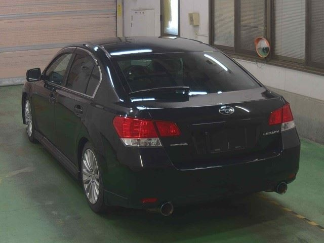 SUBARU LEGACY B4 2010