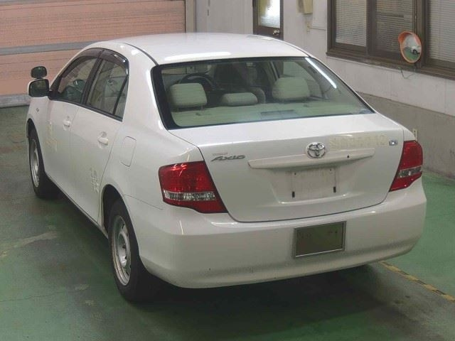 TOYOTA COROLLA AXIO 2011